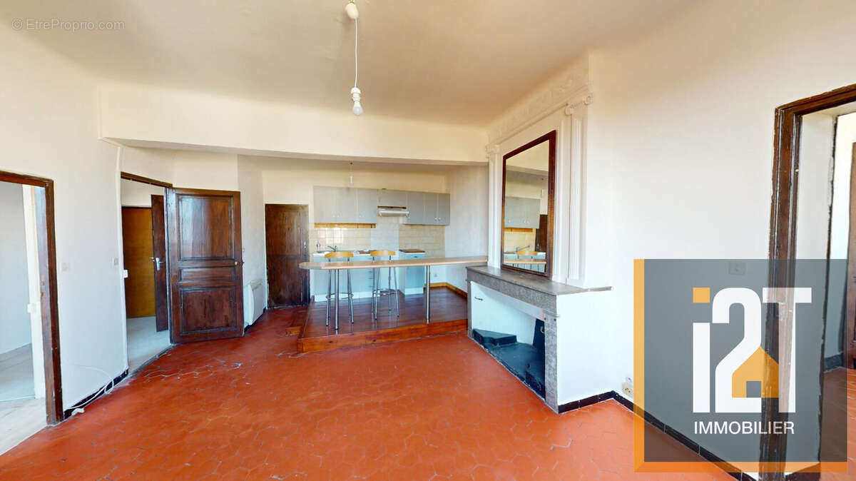 Appartement 60 m² à Nimes  - photo 2