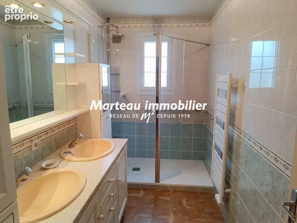La Milesse, demeure familiale aux beaux volumes et fort potentiel. - photo 5