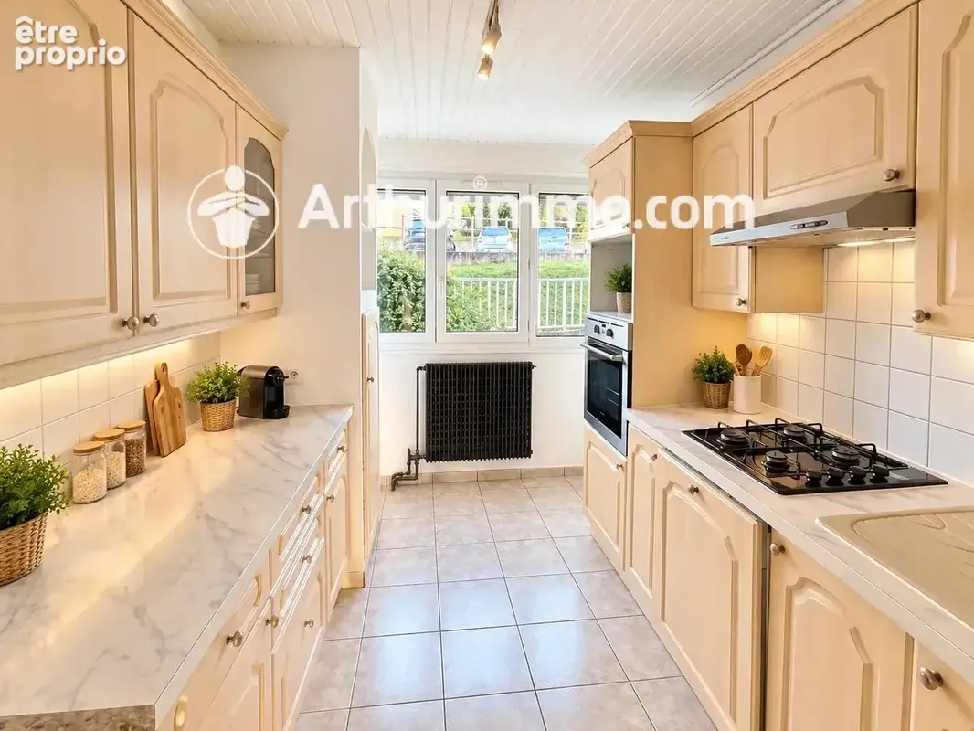 Appartement T4 de 75 m² avec garage double, cave et balcon – Grigny (69520) - photo 5