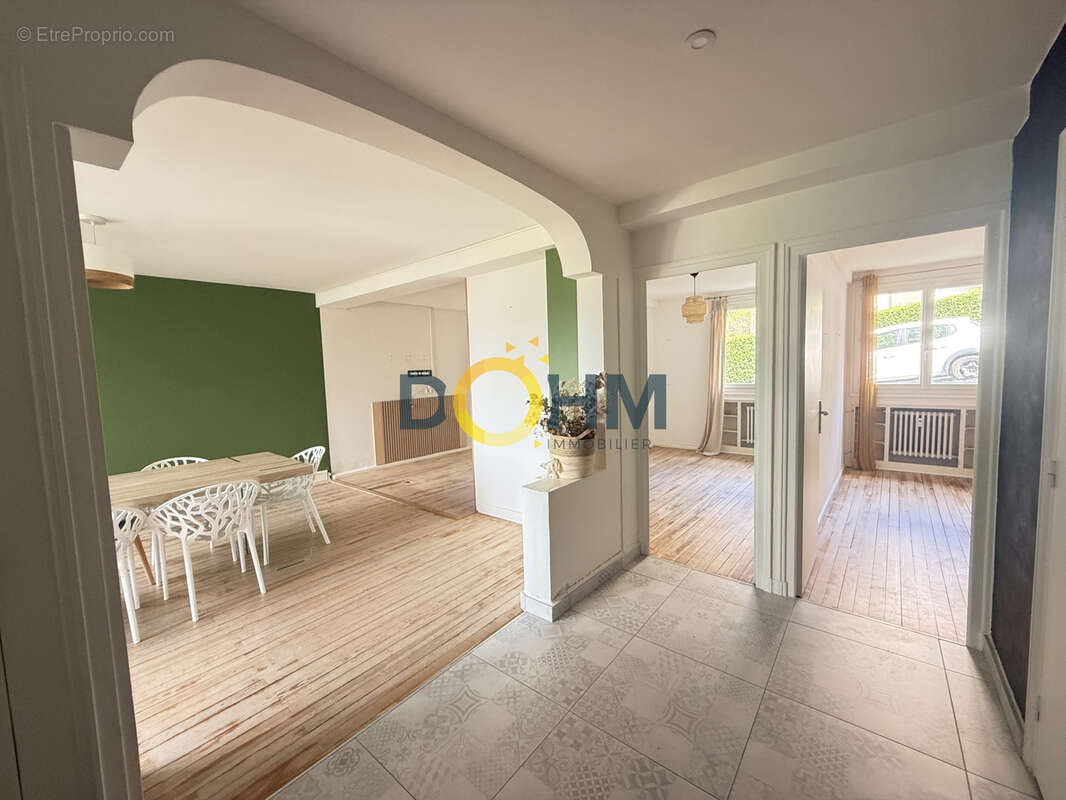 Appartement à SAINT-ETIENNE