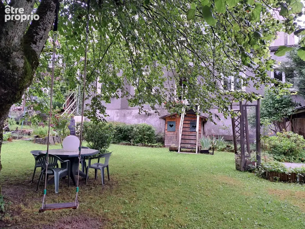 Appartement à LE CHAMBON-SUR-LIGNON