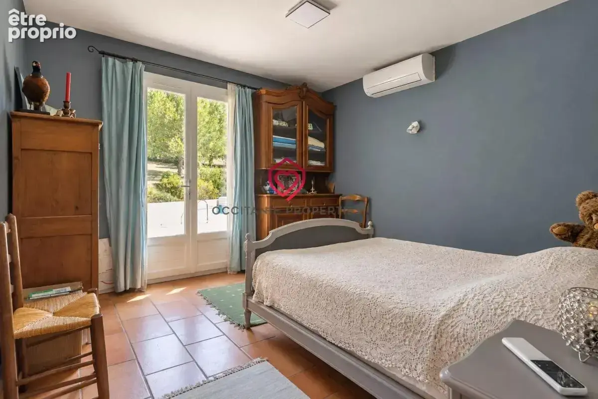 Villa de plain-pied avec piscine, tennis et plus de 2ha - photo 18