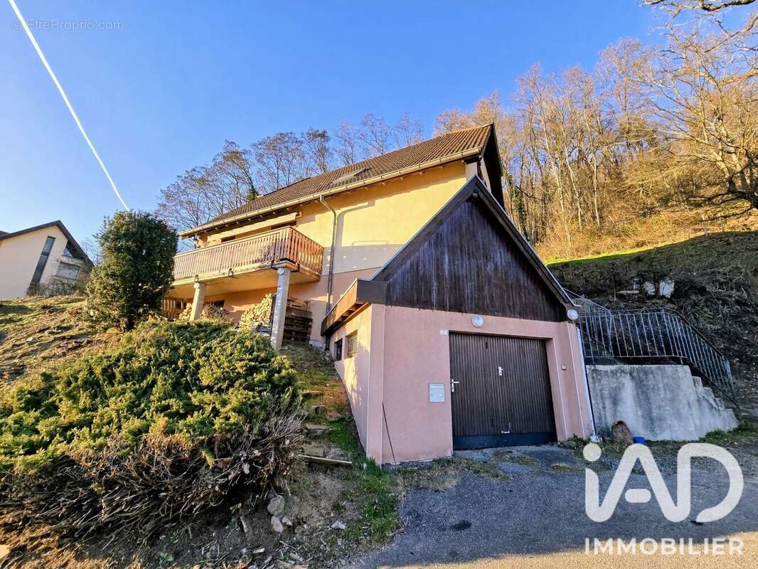 Maison 148 m² à Luttenbach-Pres-Munster  - photo 4