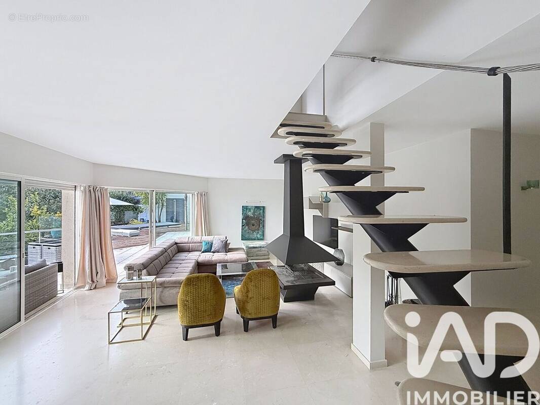 Photo 1 - Maison à ROQUEBRUNE-CAP-MARTIN