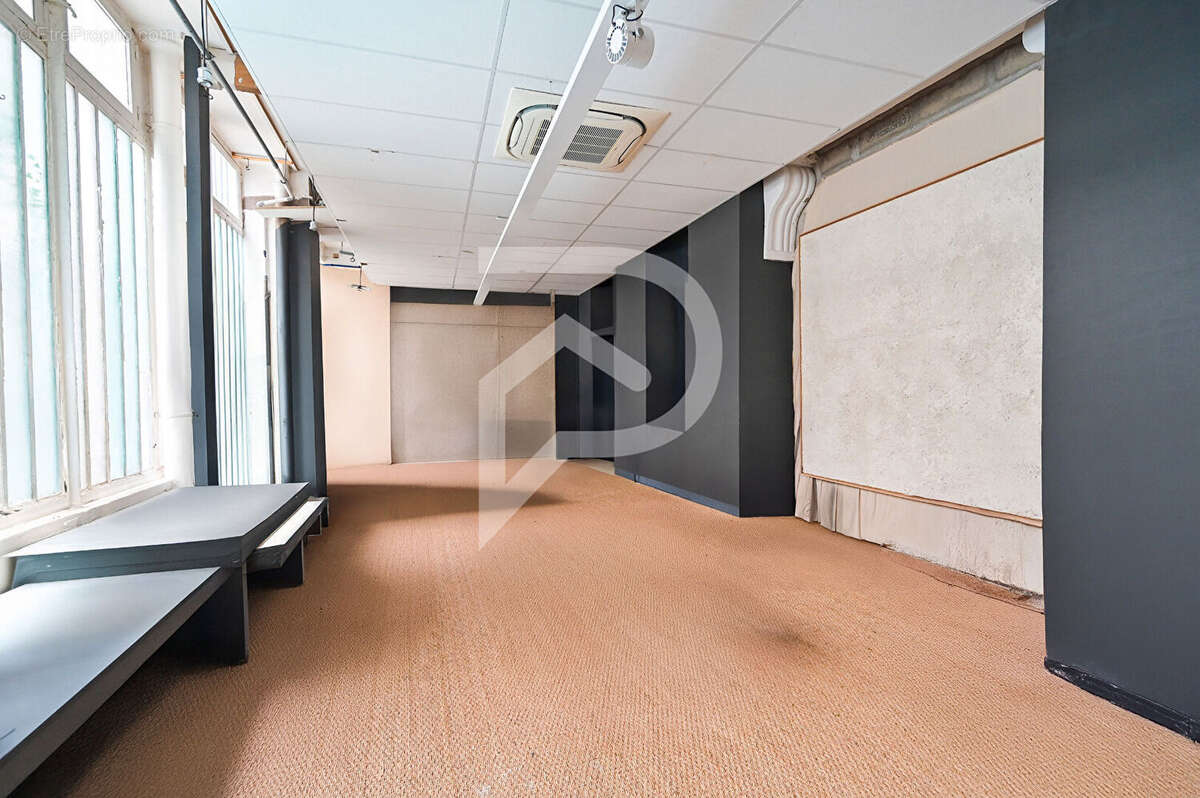 Appartement à PARIS-7E