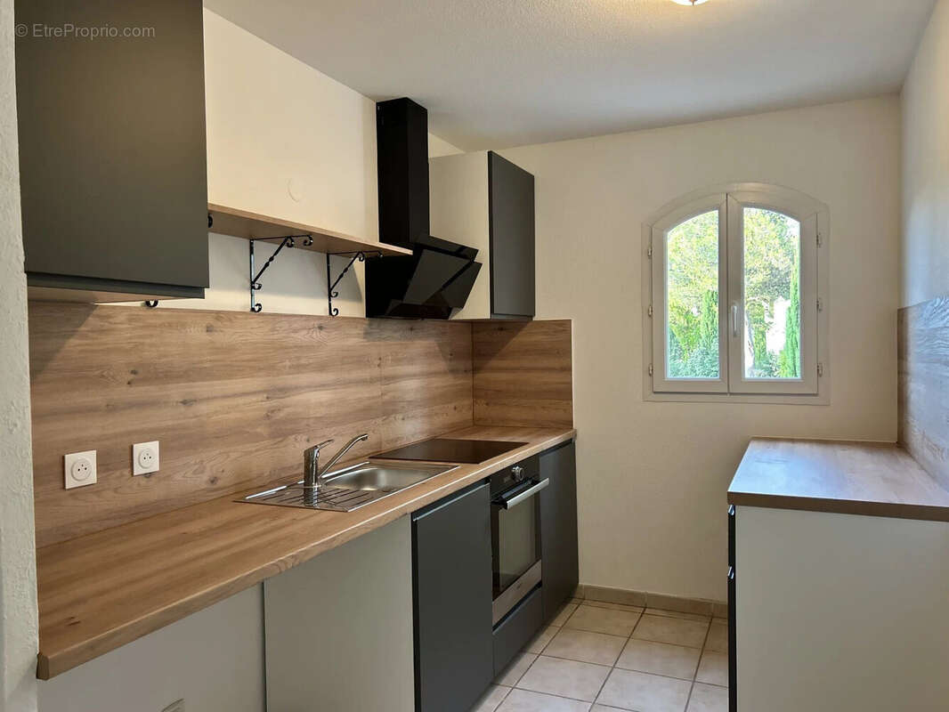 Appartement à MALLEMORT