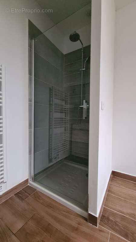 2 pièces entièrement rénové avec terrasses   Résidence standing - photo 9