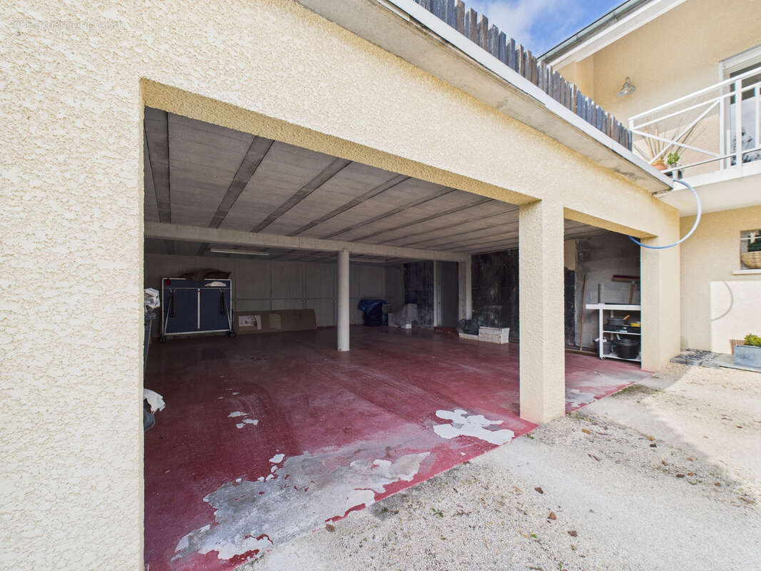 Maison individuelle - secteur calme belle exposition - La Biolle - 215 m2 - photo 31