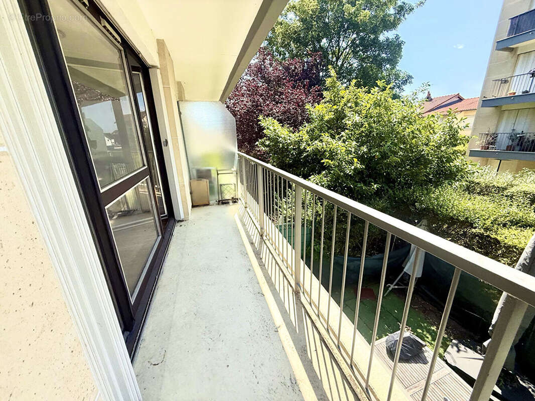Appartement à LIVRY-GARGAN