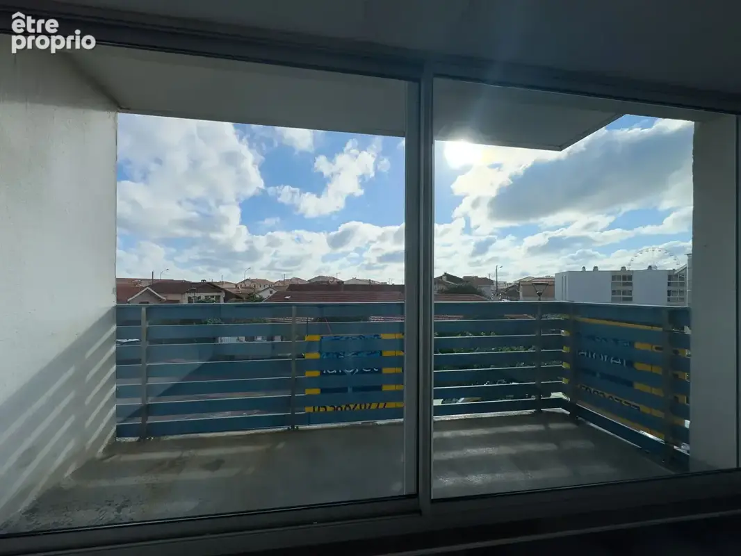 Appartement T1 cabine avec balcon, parking et vue dégagée à Biscarrosse, hyper centre à deux pas de la plage - photo 2