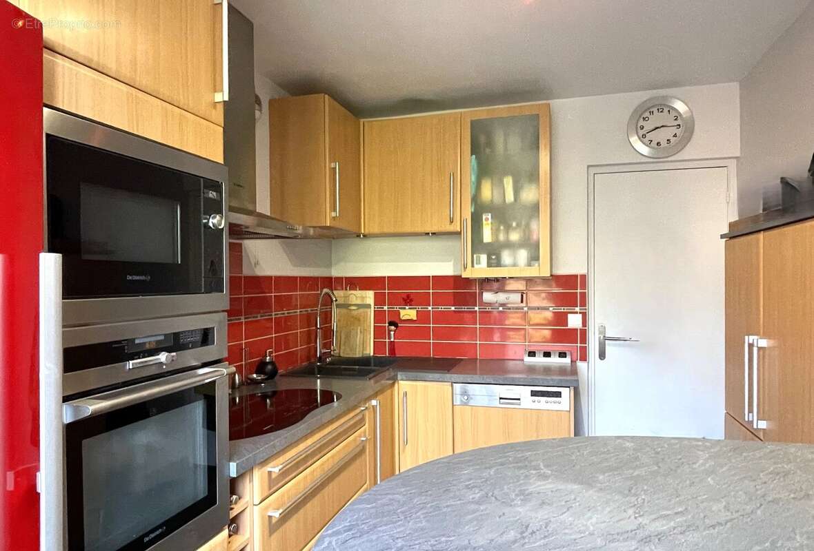 Appartement à VILLE-D'AVRAY