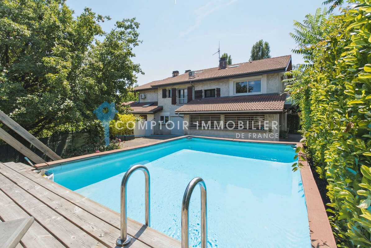 Appartement à SAINT-ISMIER
