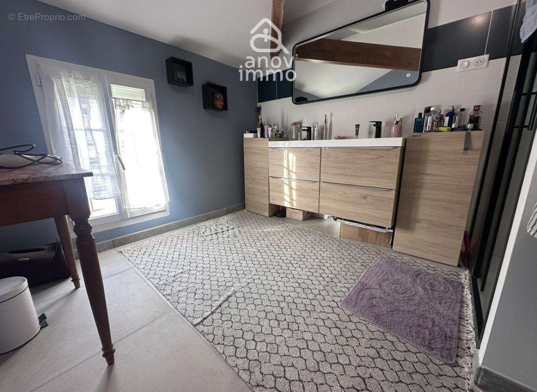 Maison de caractère 260 m2, 5 chambres, garage et terrasse - photo 13