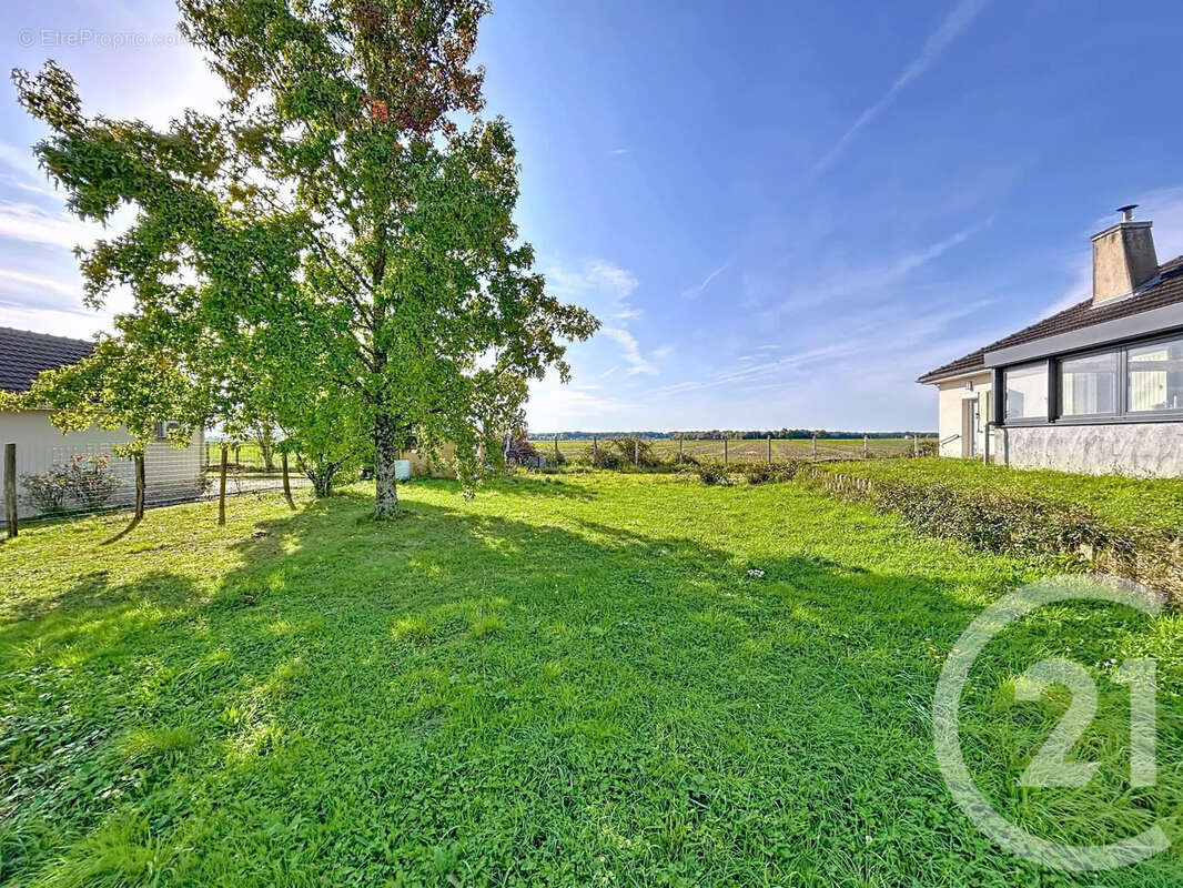 Maison à LES BORDES-AUMONT