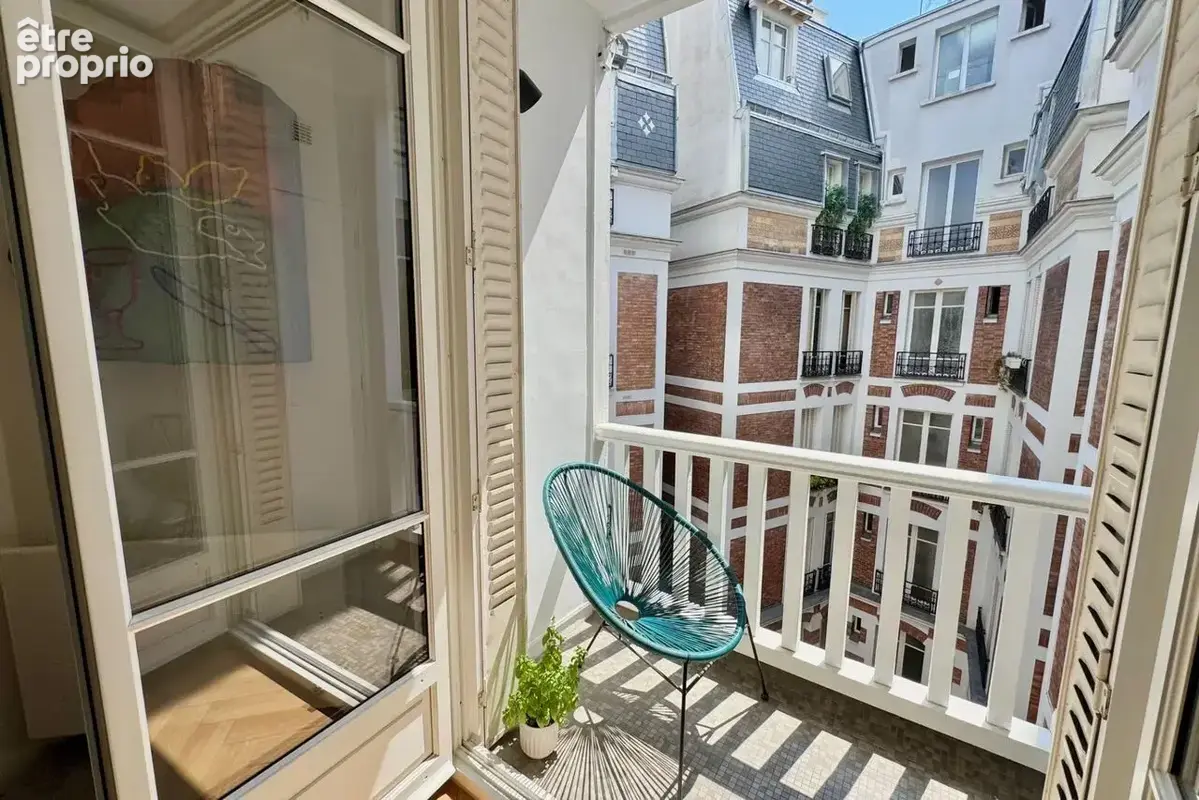 Appartement 65 m² à Paris-8e  - photo 2