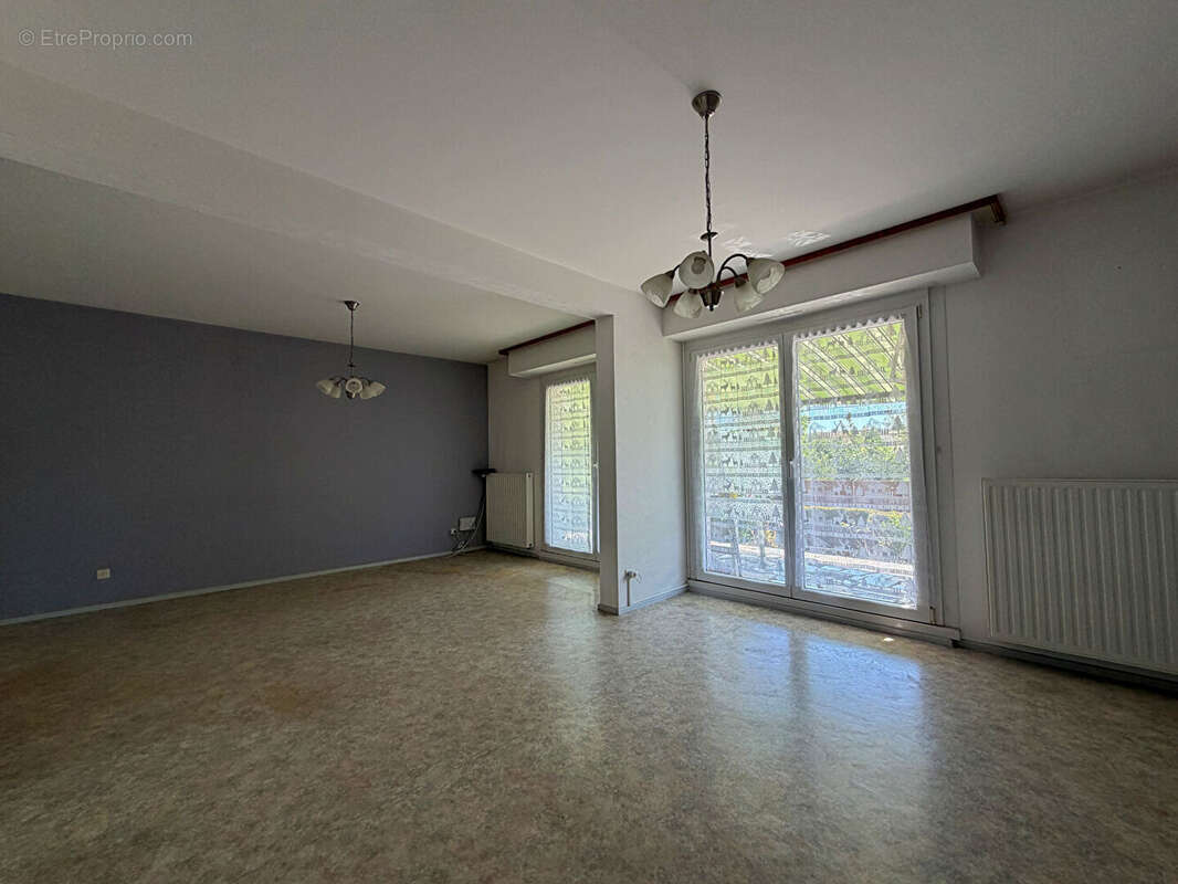 Maison 5 pièces - 110m² avec jardin à rénover - photo 4