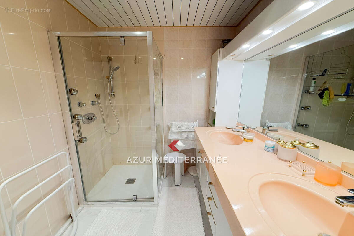 Appartement 75 m² à Villefranche-Sur-Mer  - photo 8