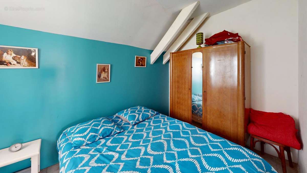 Maison à SURY-EN-VAUX