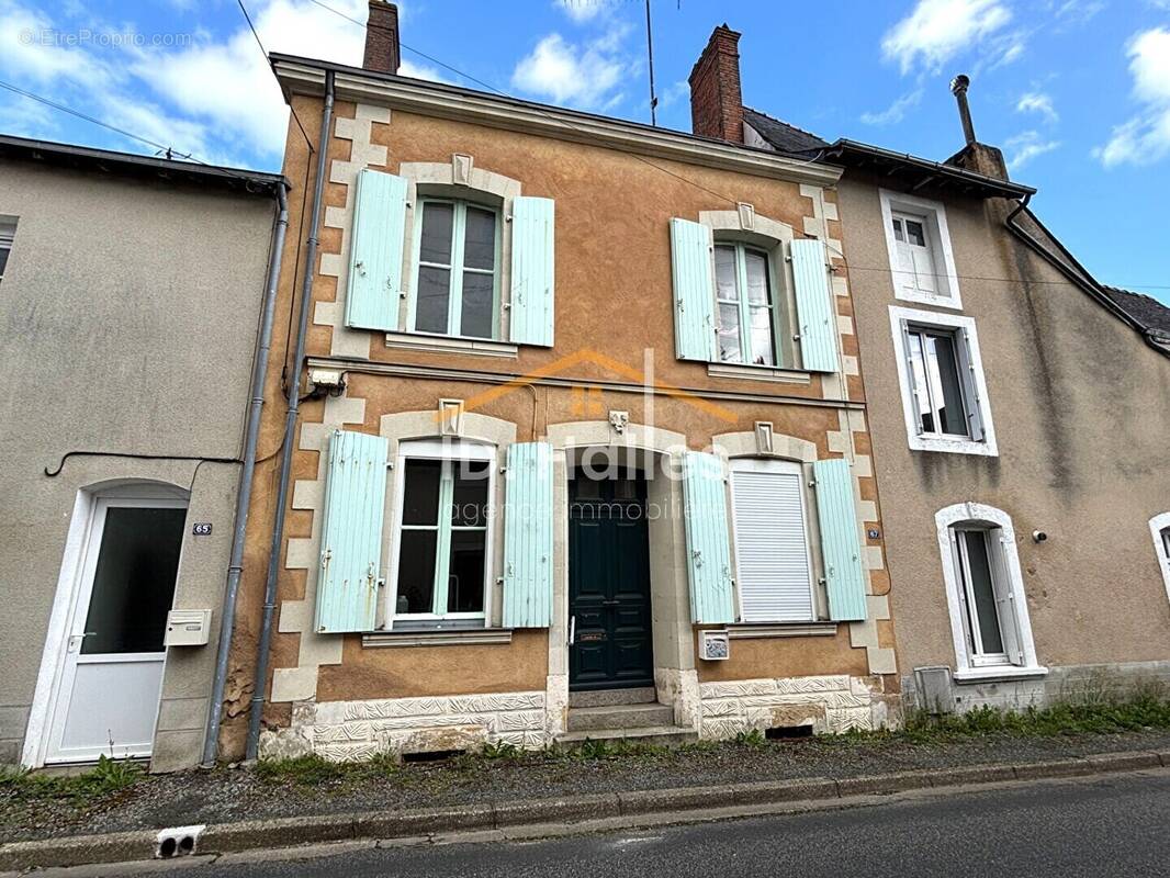 Maison à CRAON