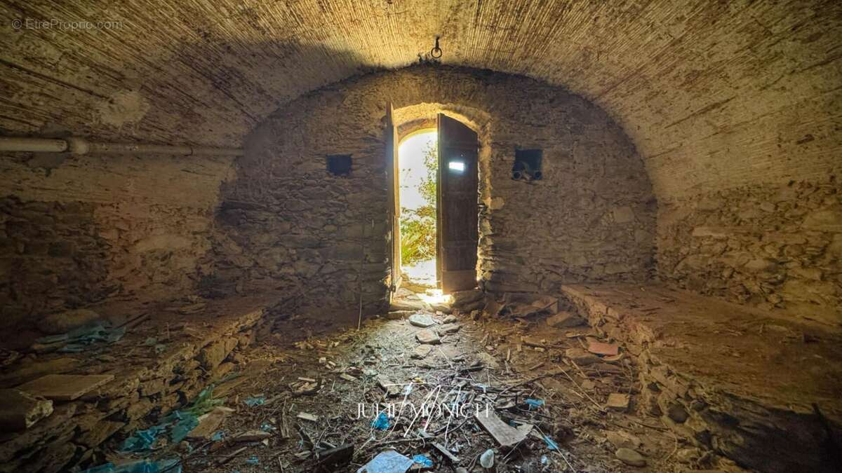 Appartement 2 chambres, caves, jardin - photo 15