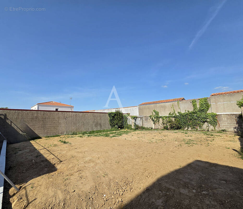 Terrain à LES SABLES-D'OLONNE