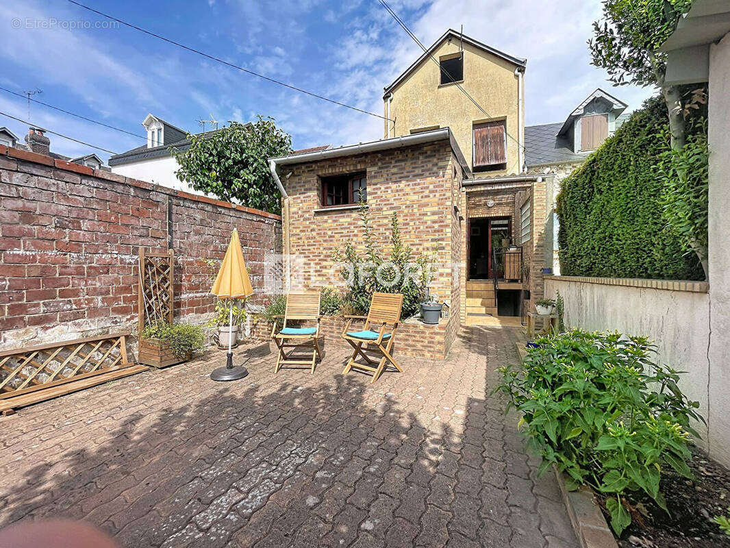 Maison à SOTTEVILLE-LES-ROUEN