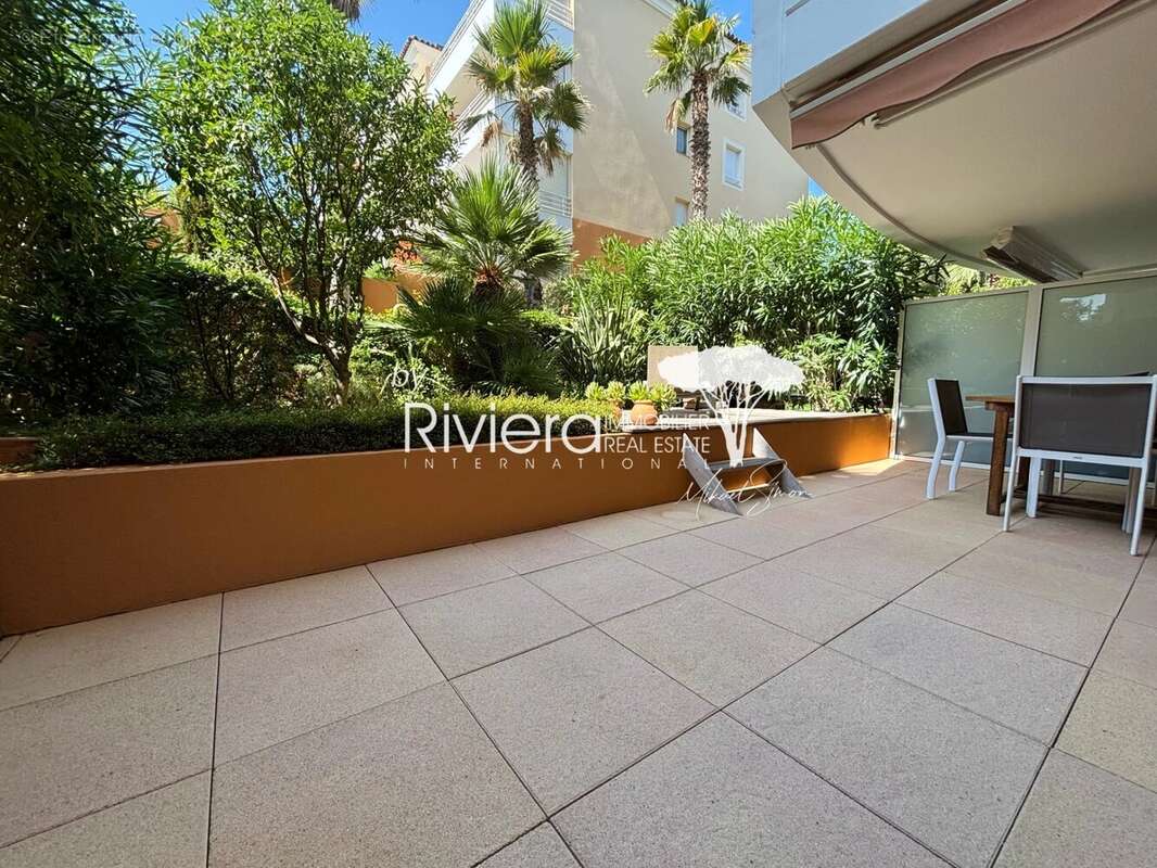 Grand appartement en vente à Cavalaire-Sur-Mer - photo 6
