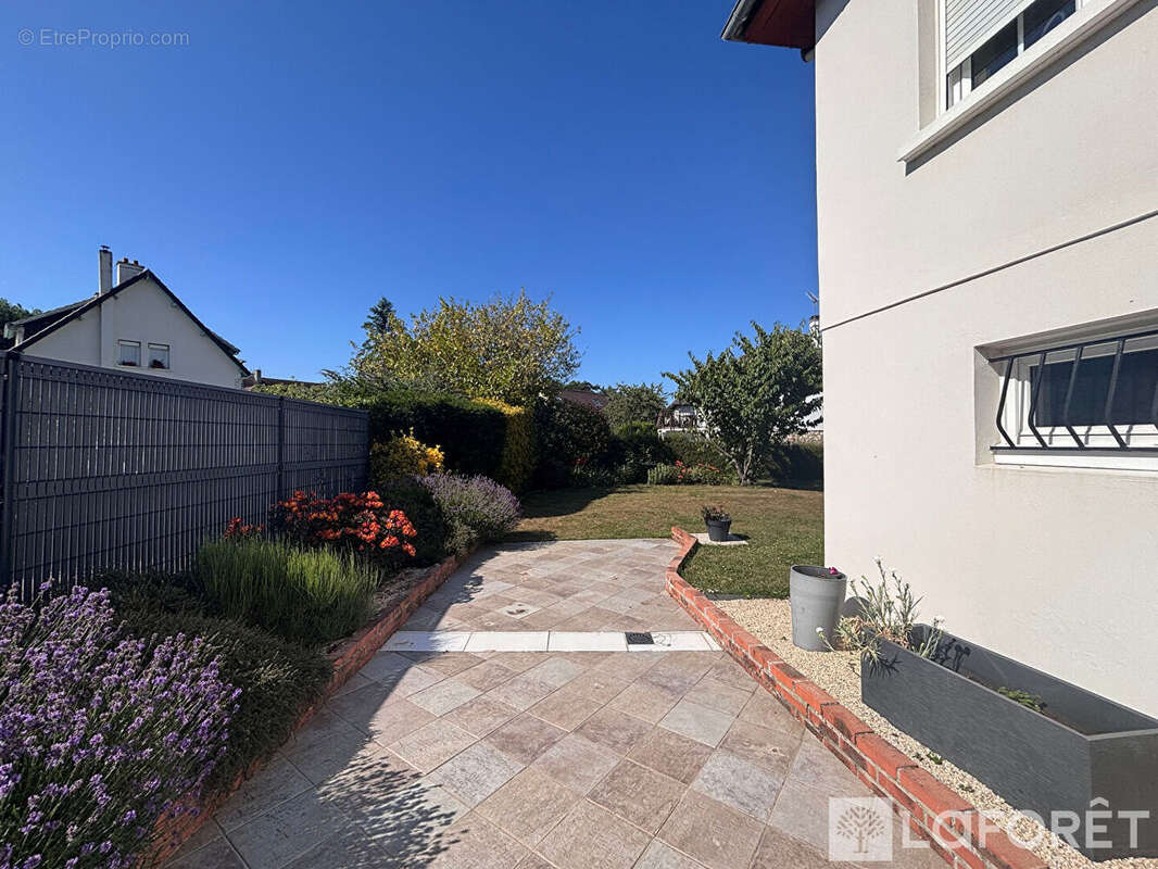 Maison à MERVILLE-FRANCEVILLE-PLAGE