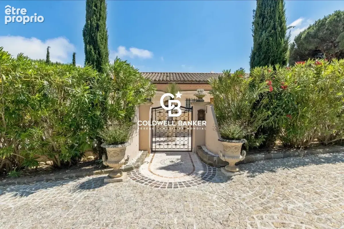 Gigaro – Villa de charme au sein d'un domaine privé et sécurisé,  à cinq minutes de la plage à pieds - photo 26