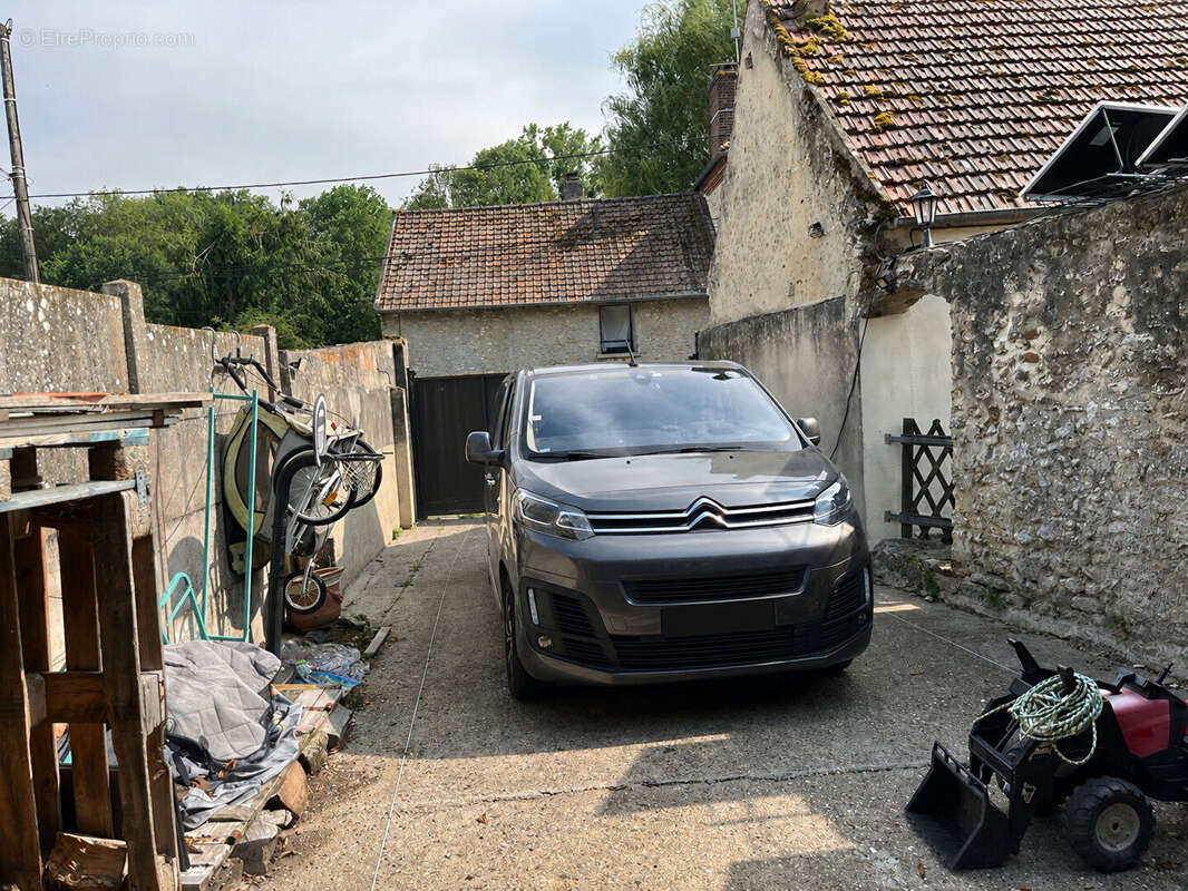 Maison à Belle-eglise - photo 12