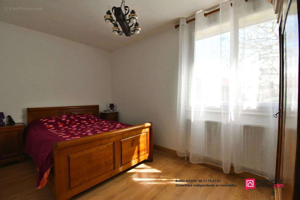 Maison à MAULEVRIER