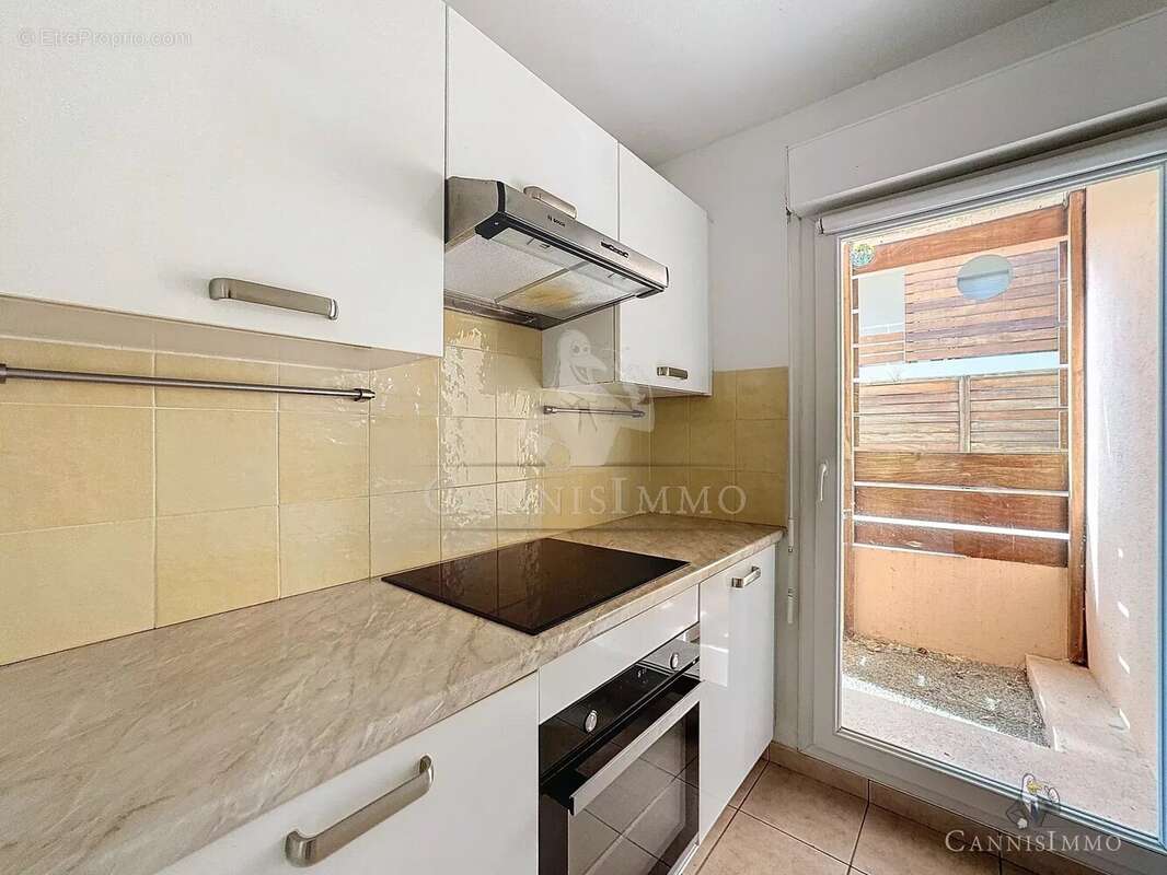 Appartement à MANDELIEU-LA-NAPOULE