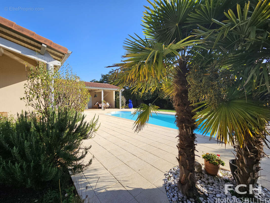 Maison d'exception avec parc et piscine - photo 5