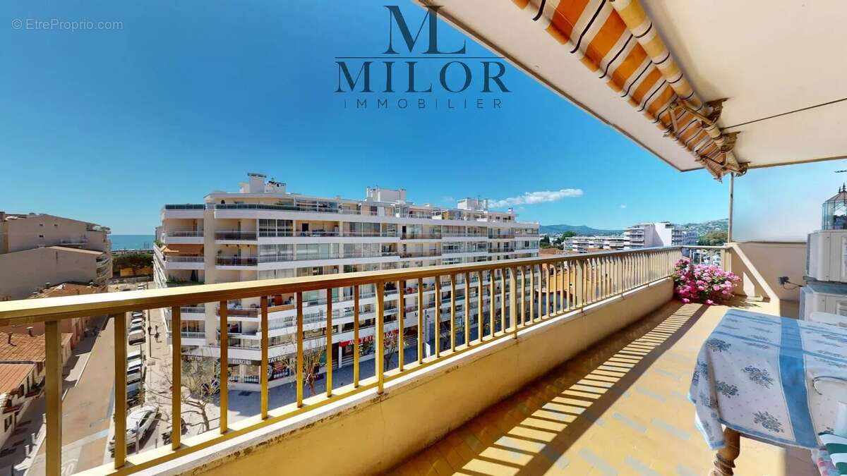 Appartement à CANNES