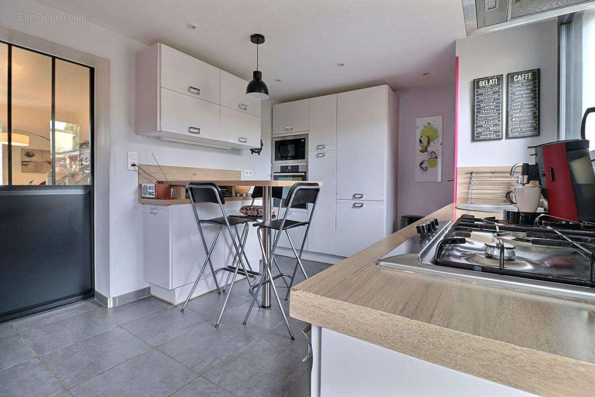 Maison à LES PONTS-DE-CE