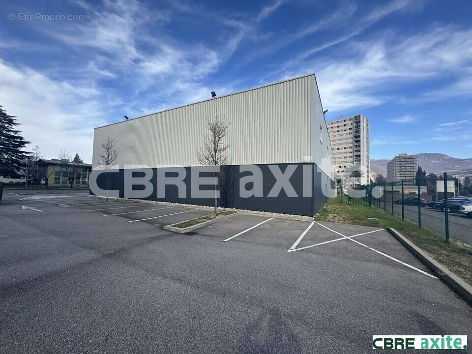 Autre à SASSENAGE