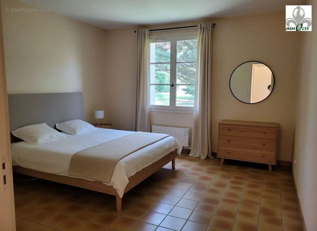 Maison à LA GENETE
