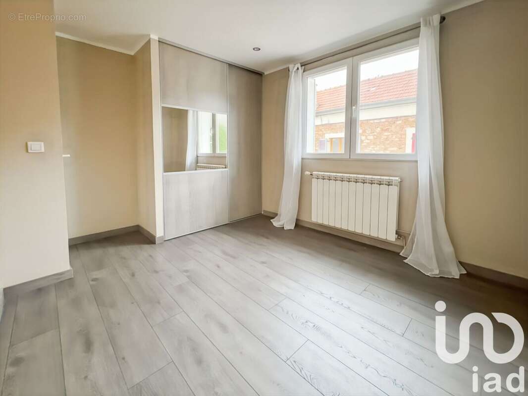 Photo 8 - Maison à SAINT-MICHEL-SUR-ORGE