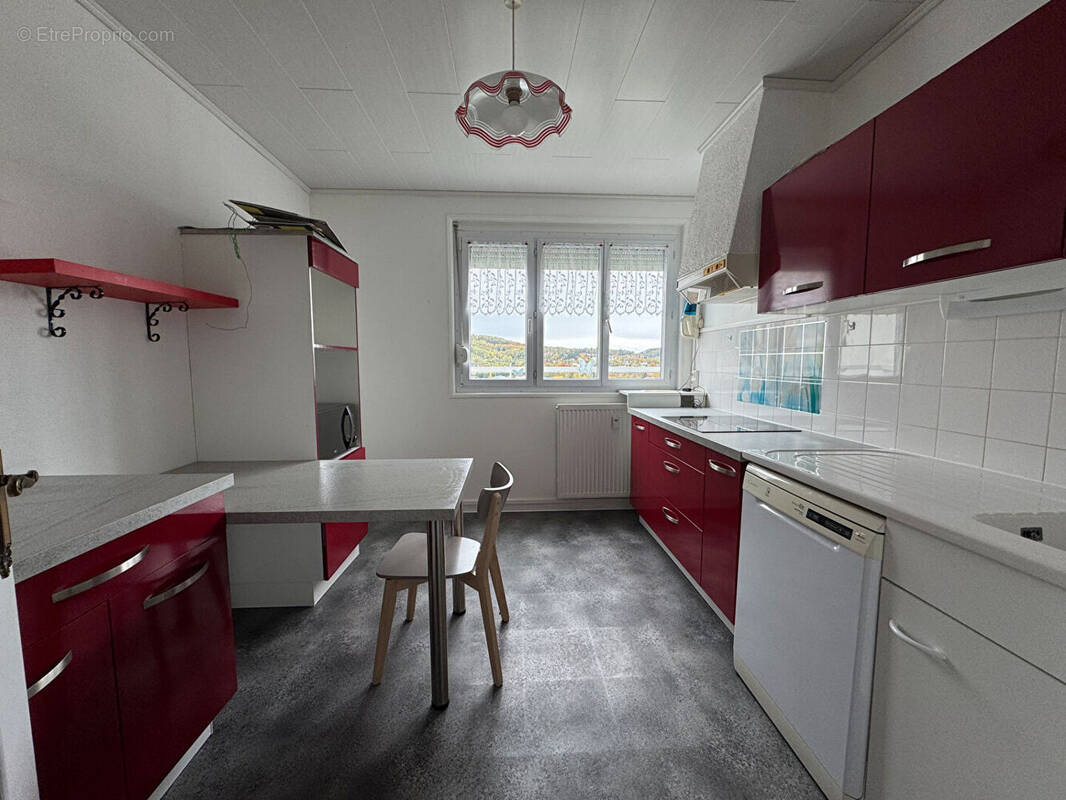 Appartement à LONS-LE-SAUNIER