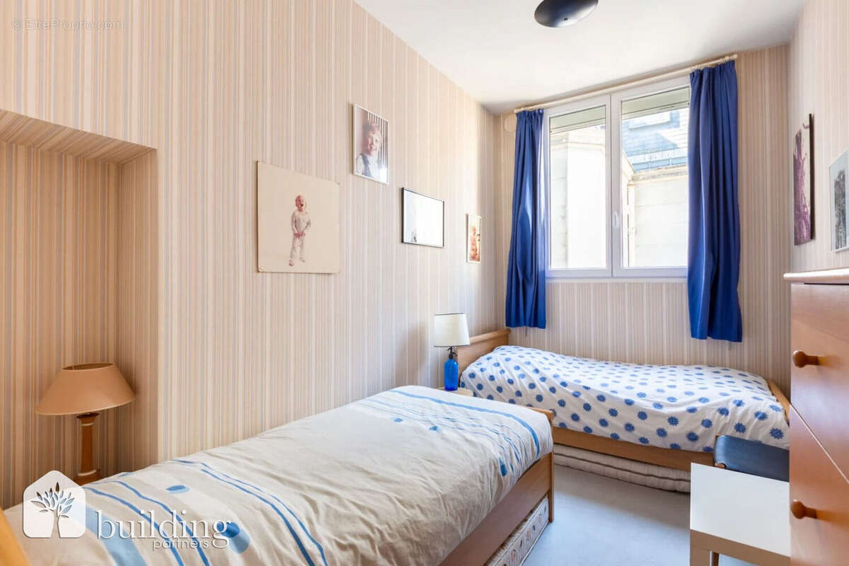 Pereire Paris 17ème - Appartement 7 pièces 220 m² avec 18,76 m² de balcon - photo 11