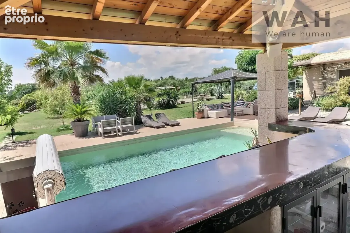 Vente propriete avec villa, appartement et hangars - photo 9