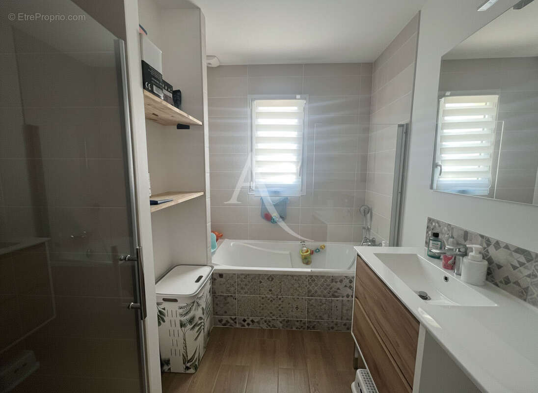 Maison Avrille 5 pièce(s) 96 m2 - photo 7