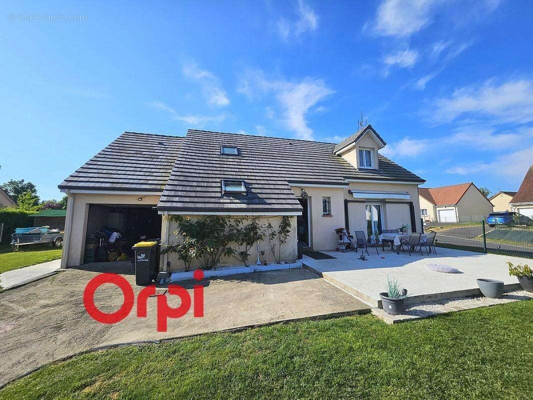 Maison à THIBERVILLE