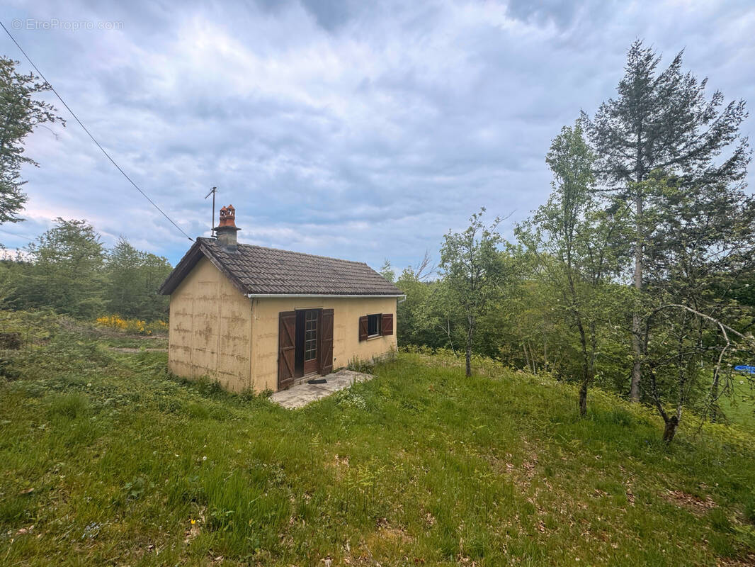 Maison à NEUVIC