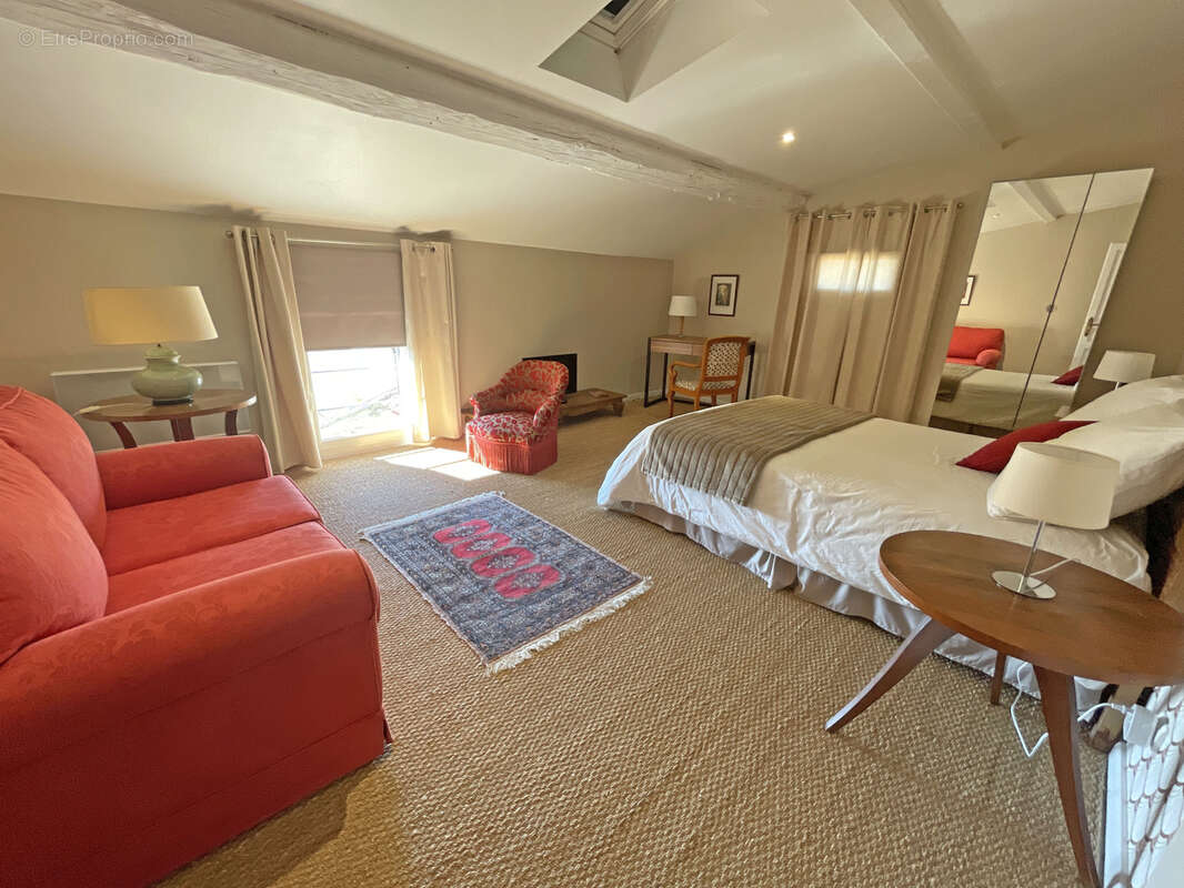 Maison à MARGUERITTES