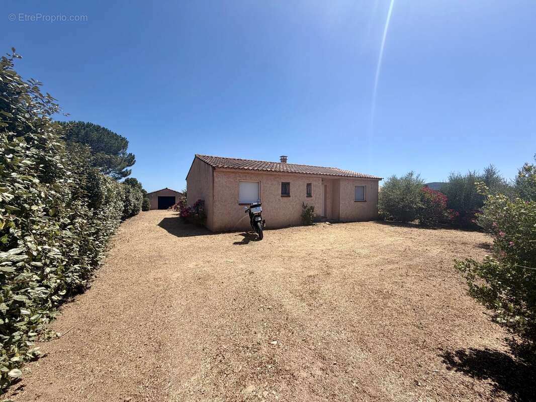 Maison à PORTO-VECCHIO