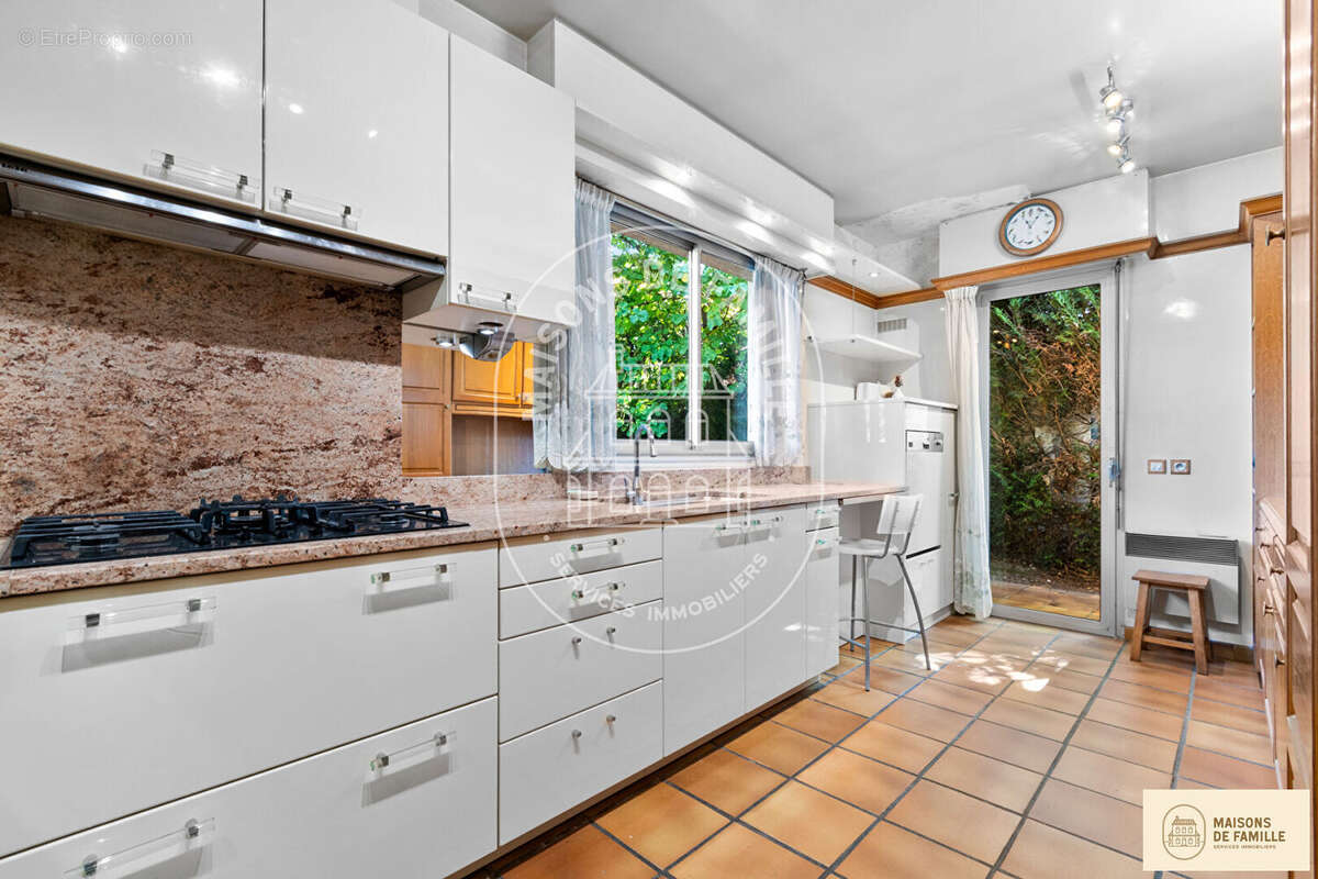 Maison à LE VESINET