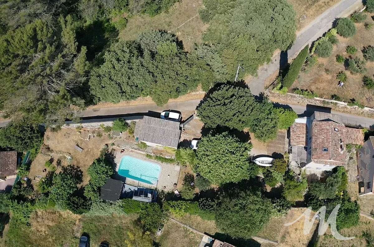 Maison à BARJOLS