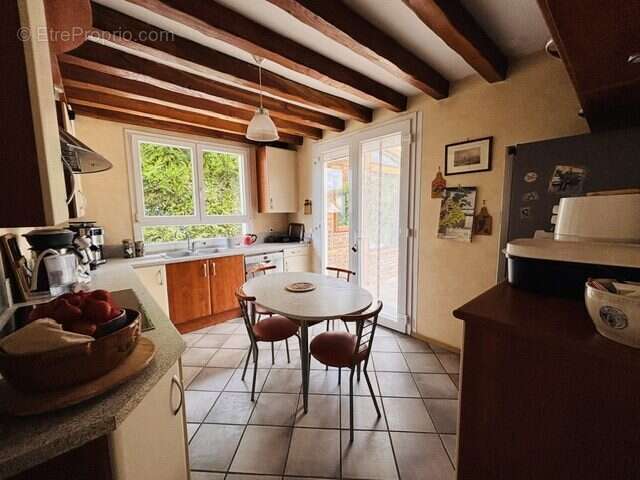 Maison 145 m² à Le Mesnil-Amelot  - photo 6
