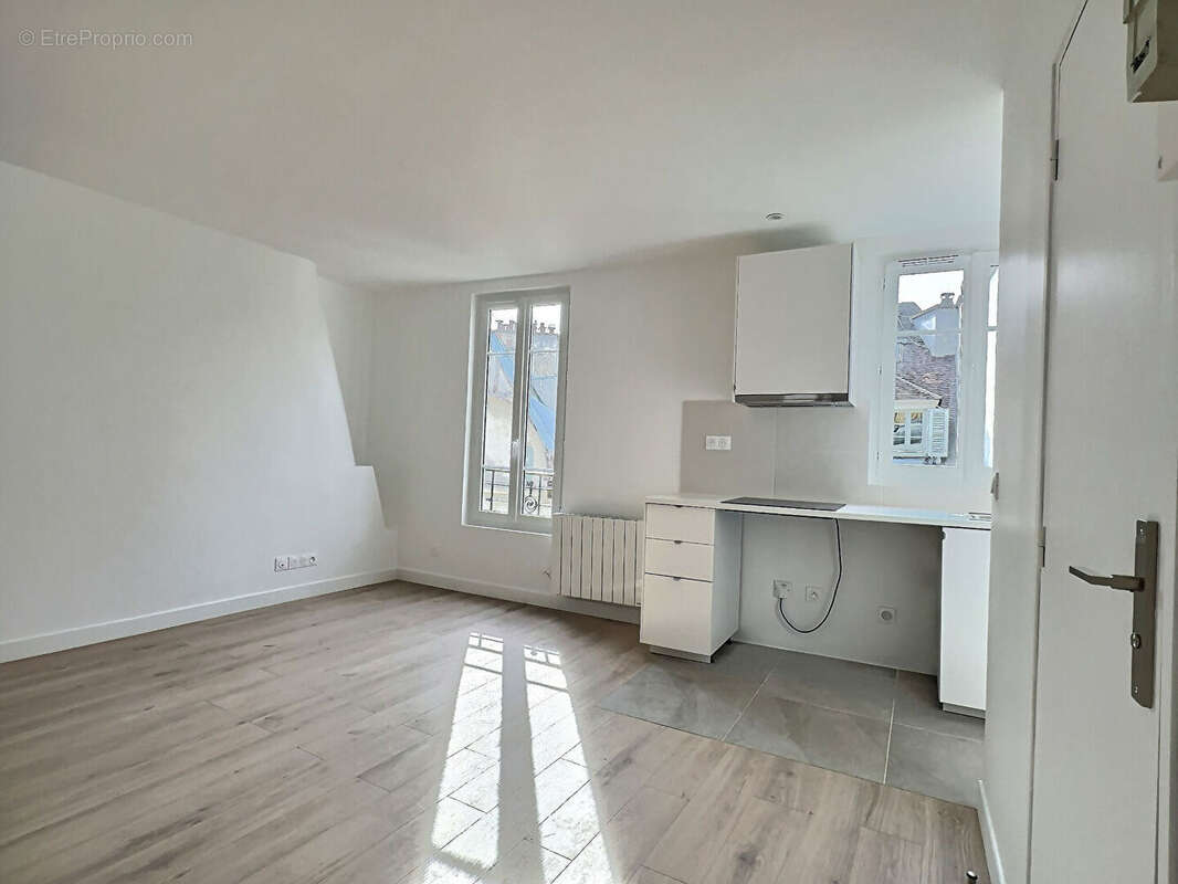 Paris 6e arrondissement - Quartier Seine/Buci - Appartement de 31.16 m2 - photo 2
